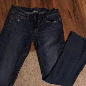 Medium wash American eagle jeans